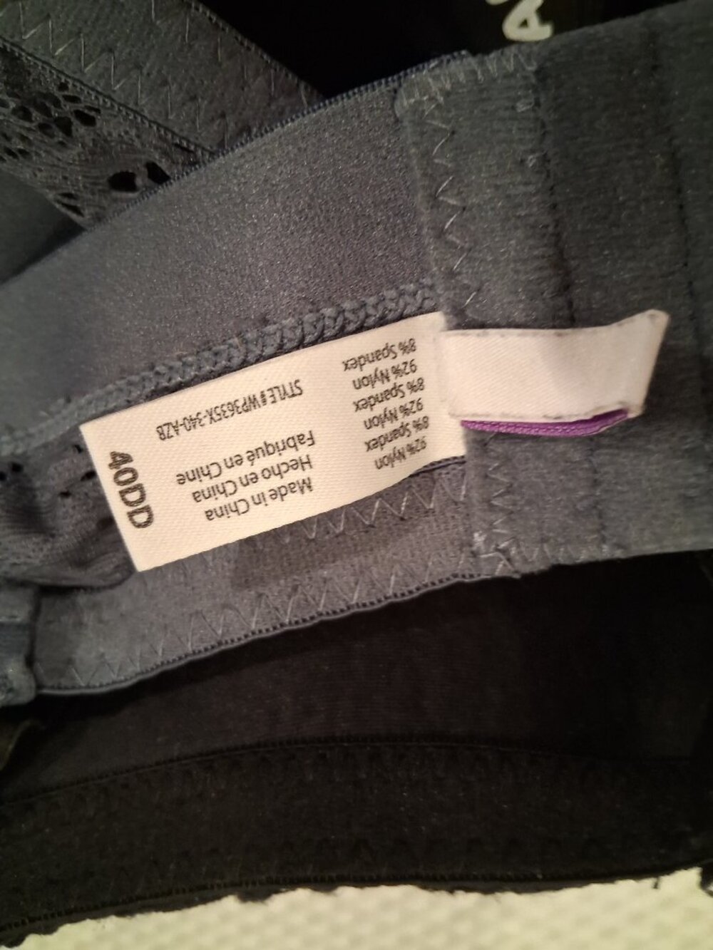 2 Bras - Picture 5 of 8